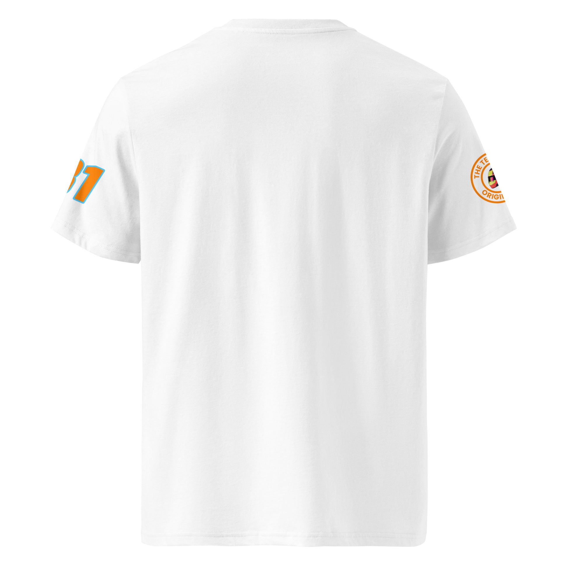 View the rear of the white Oscar Piastri T-Shirt. A must-have for any F1 fan and petrol head.