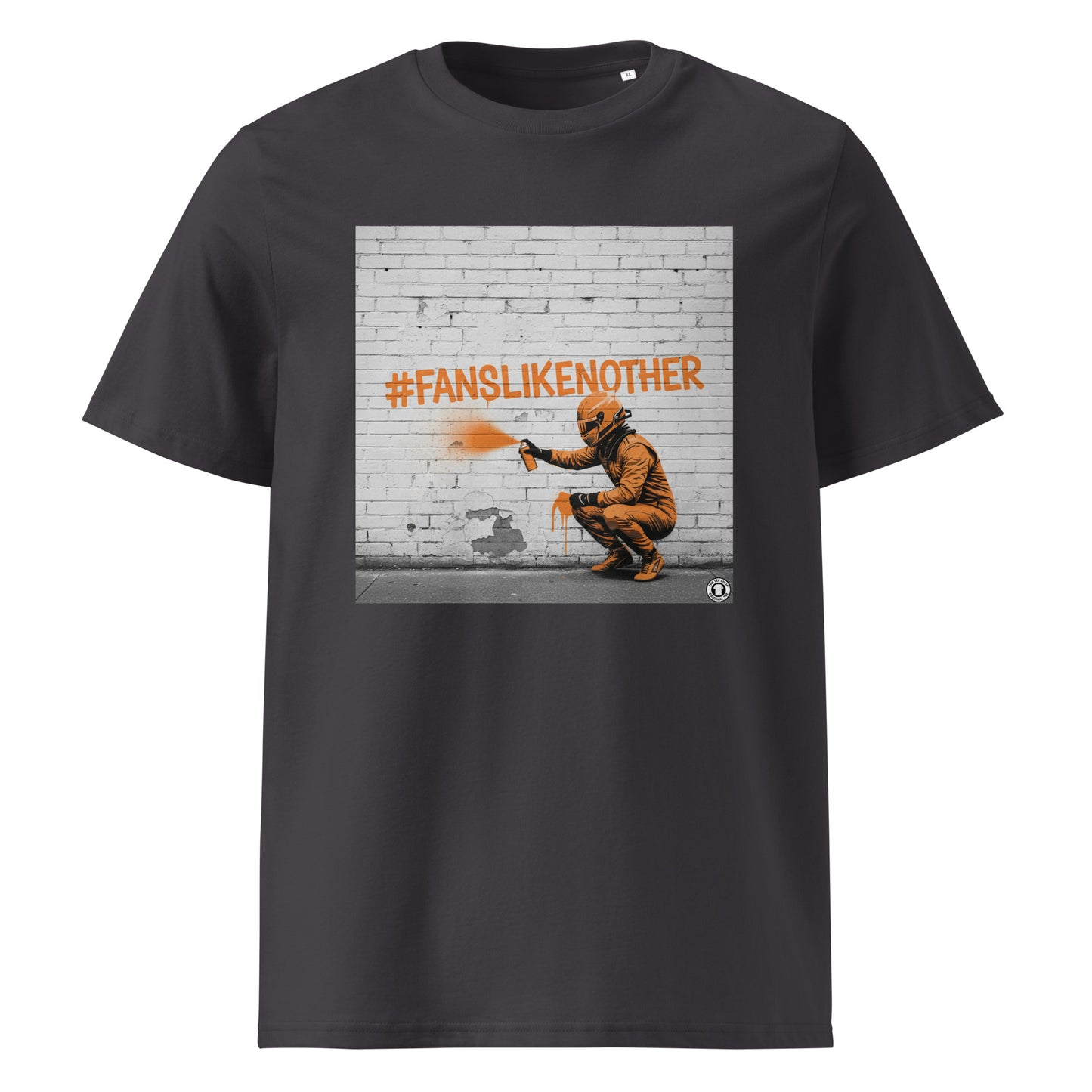 Anthracite organic cotton F1 t-shirt with Papaya Fans Like No Other graffiti art design, featuring an F1 driver spray painting #FANSLIKENOOTHER in papaya orange on a brick wall. Perfect for McLaren fans and the Papaya Army.

