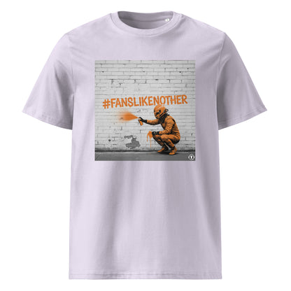Lavender organic cotton F1 t-shirt with Papaya Fans Like No Other graffiti art design, featuring an F1 driver spray painting #FANSLIKENOOTHER in papaya orange on a brick wall. Perfect for McLaren fans and the Papaya Army.
