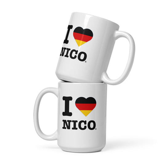 Front view of the large Nico Hulkenburg German Heart hot chocolate mug. Great for fans of German drivers and in this case Nico Hulkenburg.