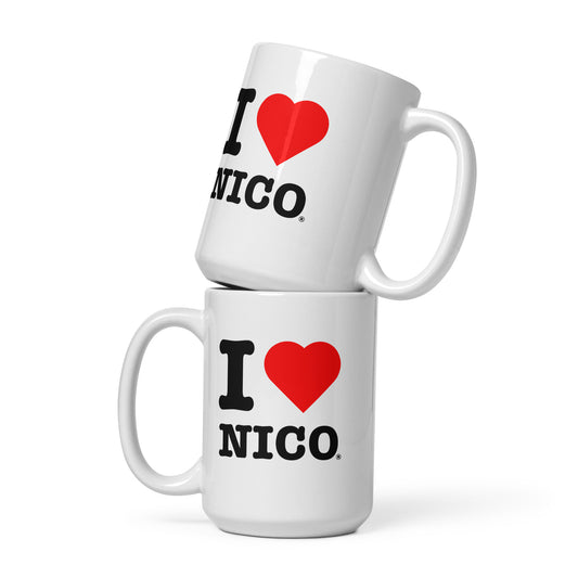 Front view of the large Nico Hülkenberg Red Heart hot chocolate mug. Great for fans of German drivers and in this case Nico Hülkenberg.

