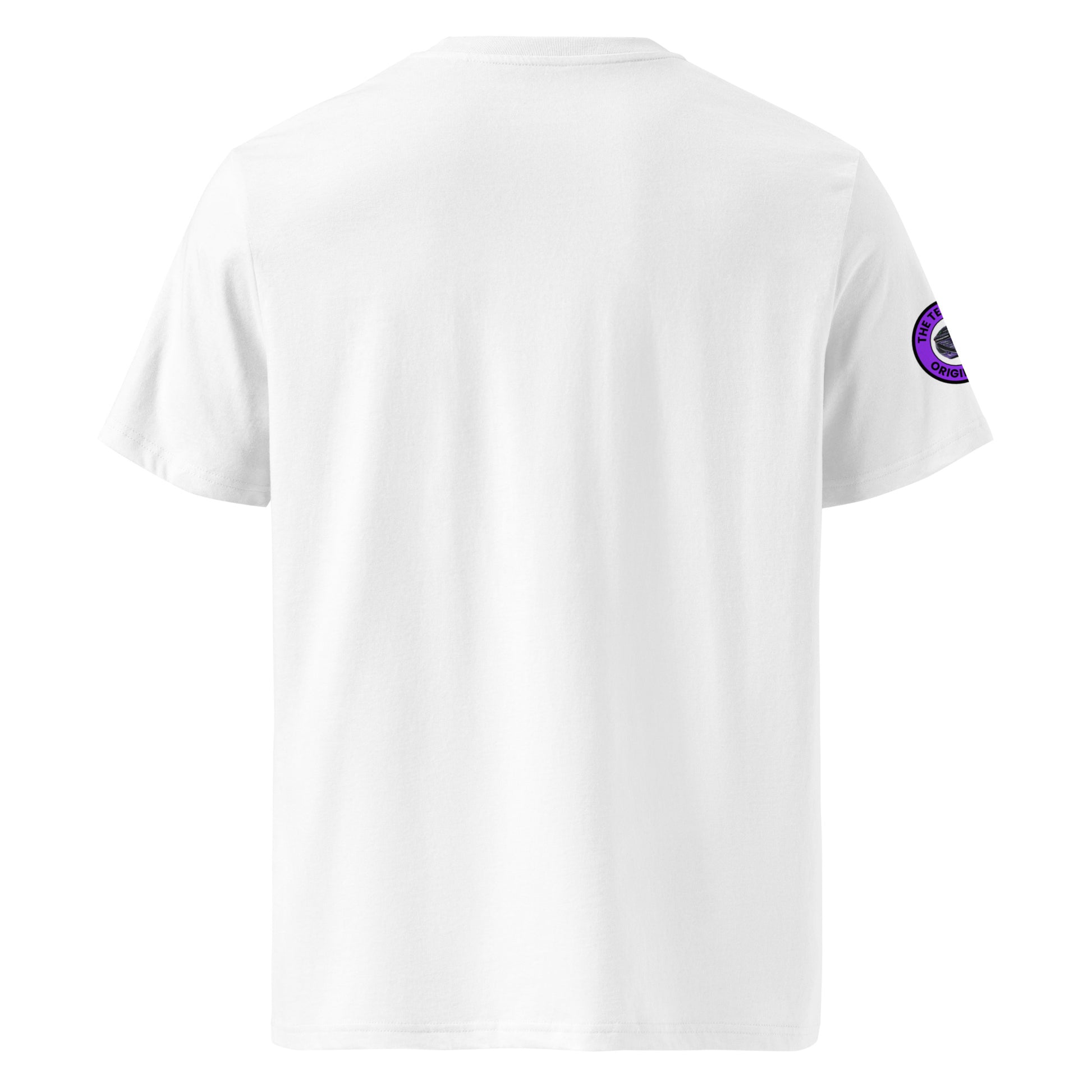 this rear view shows a black white t-shirt as all the detail of this shirt and the unique Ferrari design is at the front. Ideal for men and women the black heart and purple writing pops and will make a great gift for F1 Fans an especially Lewis Hamilton fans.